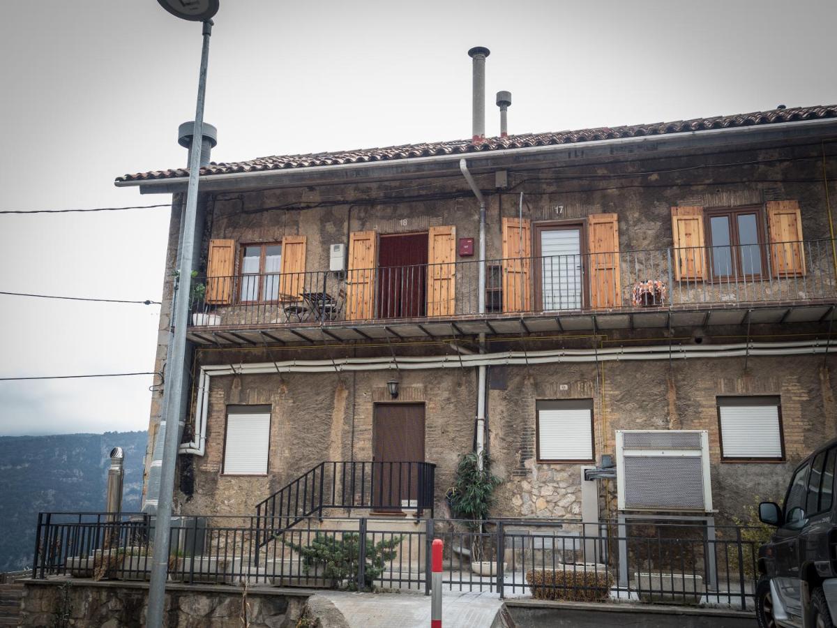 Sereno Rincon De Montana Sant Corneli Exterior photo